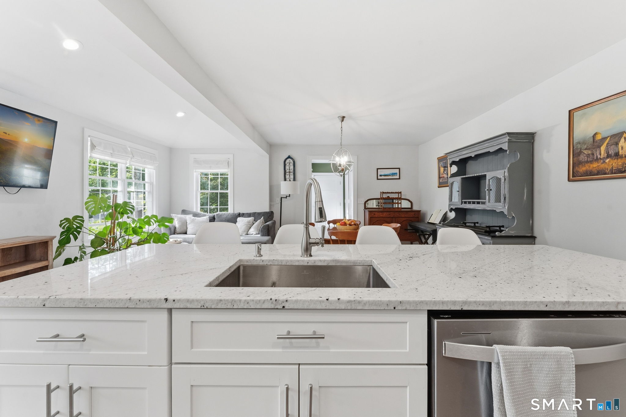 41 Canal Street Simsbury CT 06089