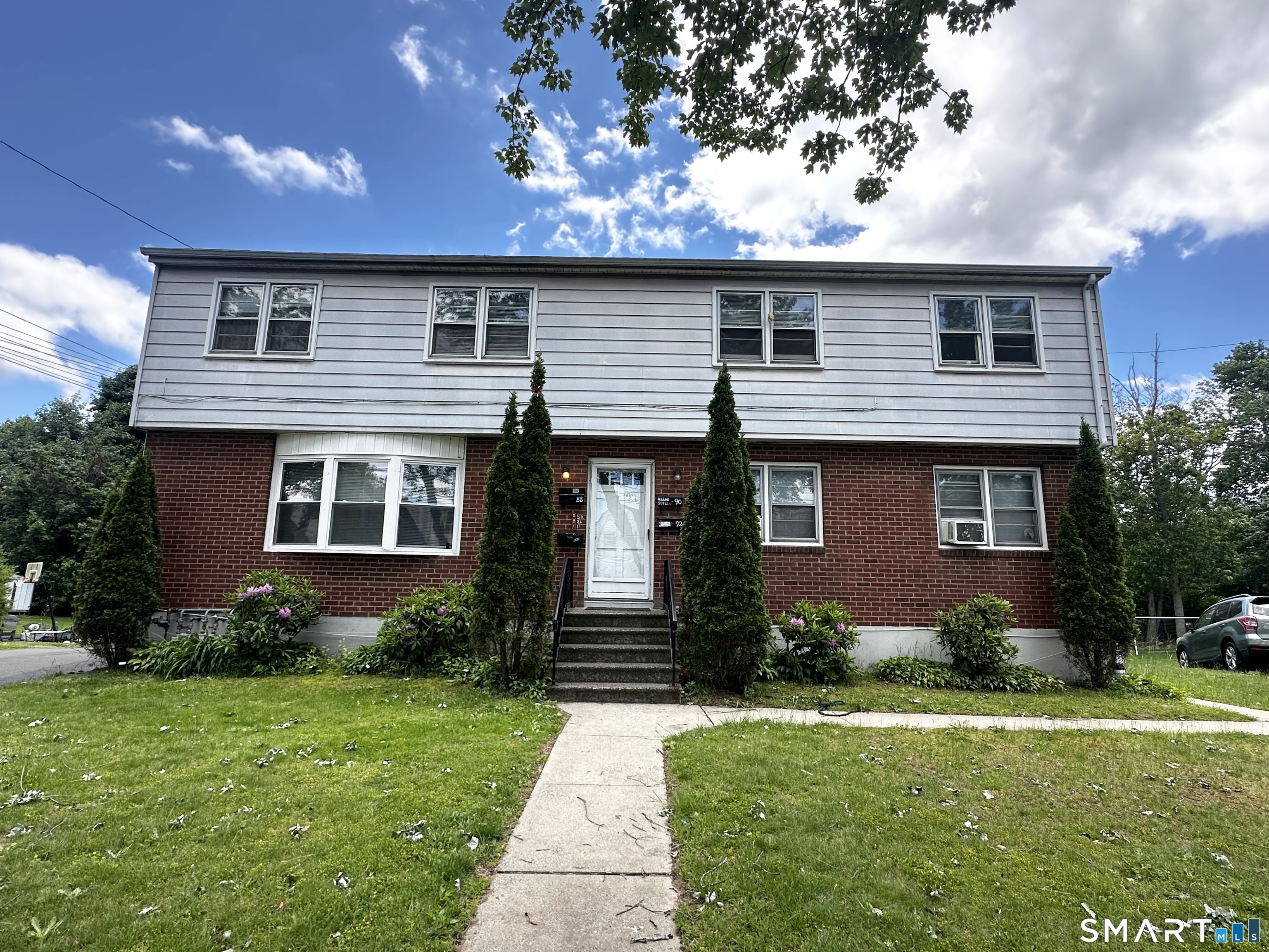 88 Elizabeth Ann Drive New Haven CT 06512