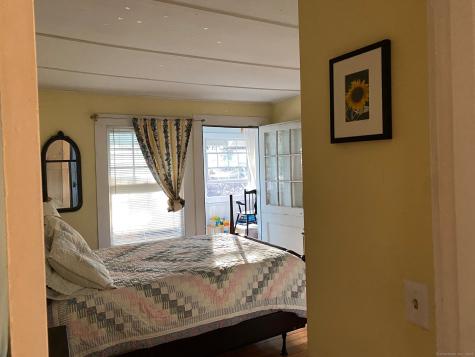 33 Grove Avenue Madison CT 06443
