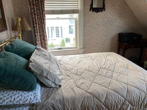 33 Grove Avenue Madison CT 06443