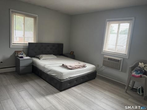 44 Racebrook Road East Hartford CT 06108