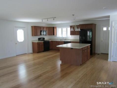 2 Reynolds Road Danbury CT 06811
