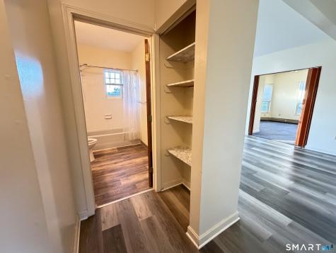 25 Cleveland Avenue Hartford CT 06120