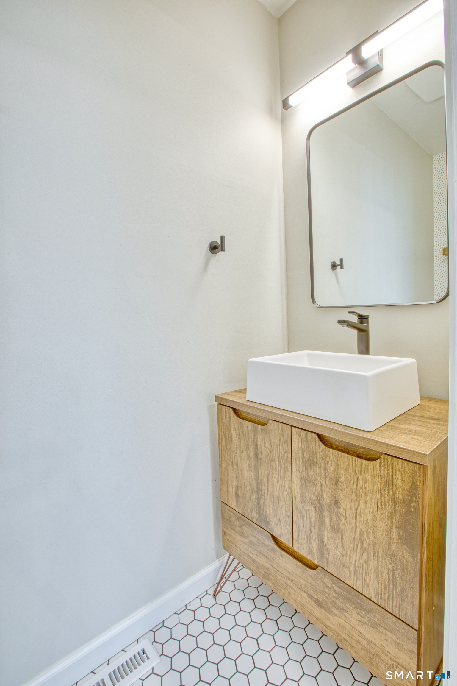 328 Booth Place Greenwich CT 06830