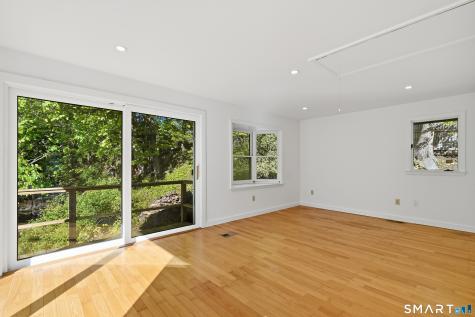 12 Jacob Street Norwalk CT 06853