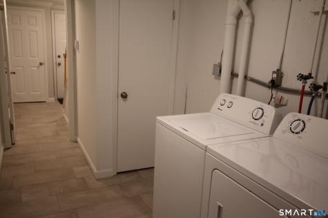 8 Driftway Road Danbury CT 06811