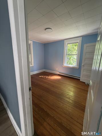 61 Lounsbury Street Waterbury CT 06706