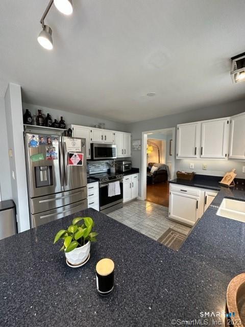 209 Deerfield Ridge Drive Groton CT 06355