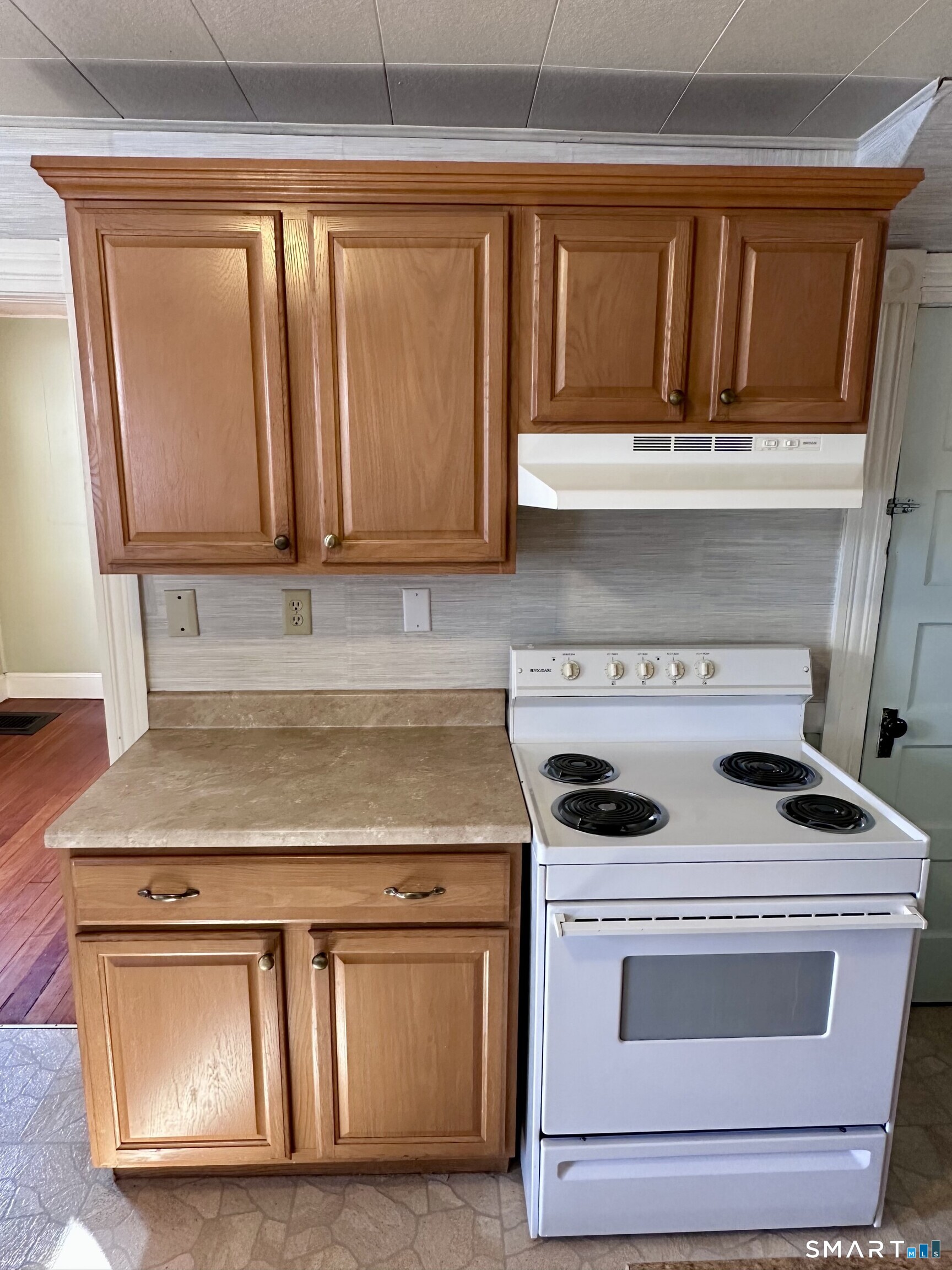 24 Dean Avenue East Windsor CT 06088