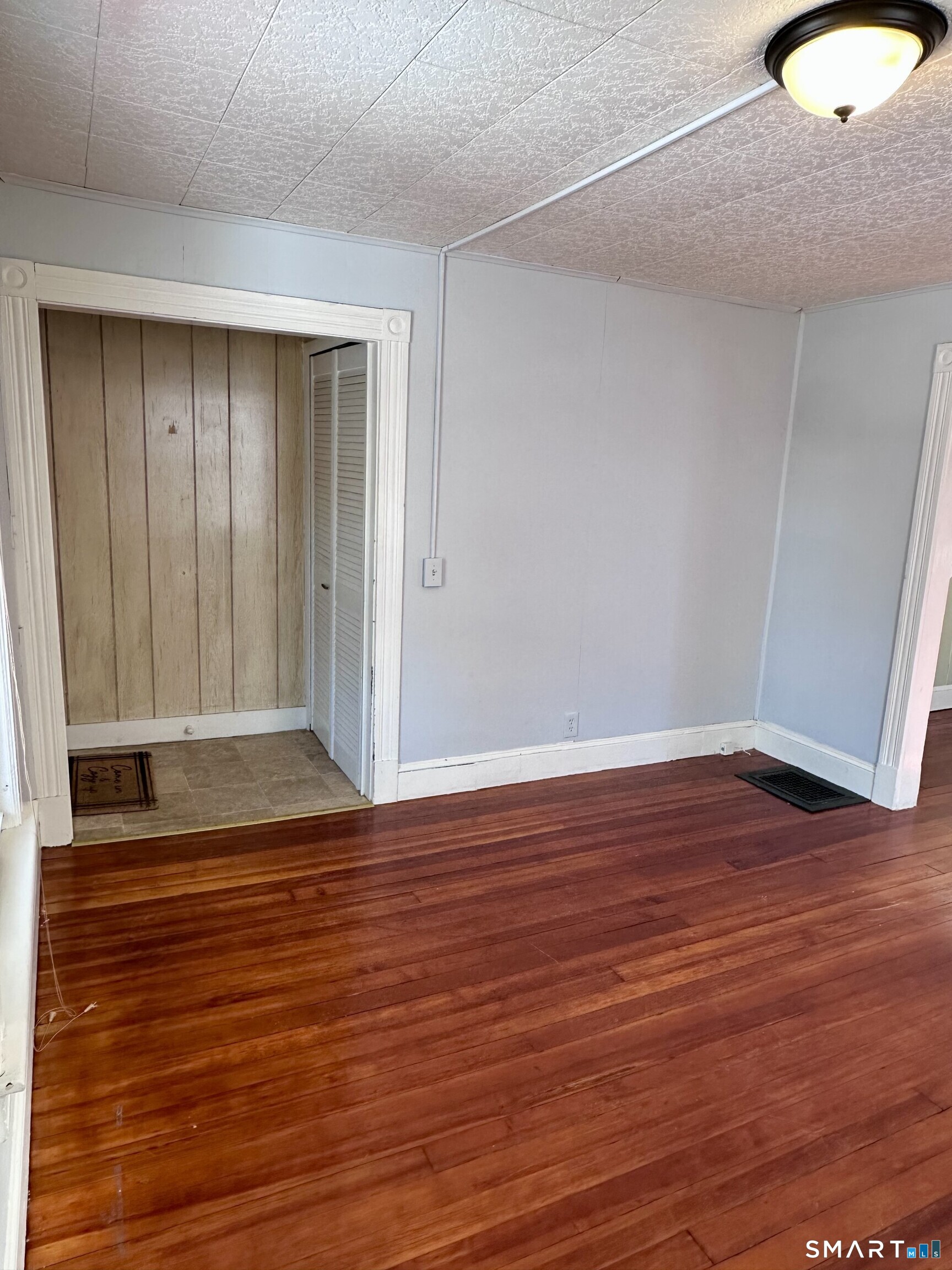 24 Dean Avenue East Windsor CT 06088