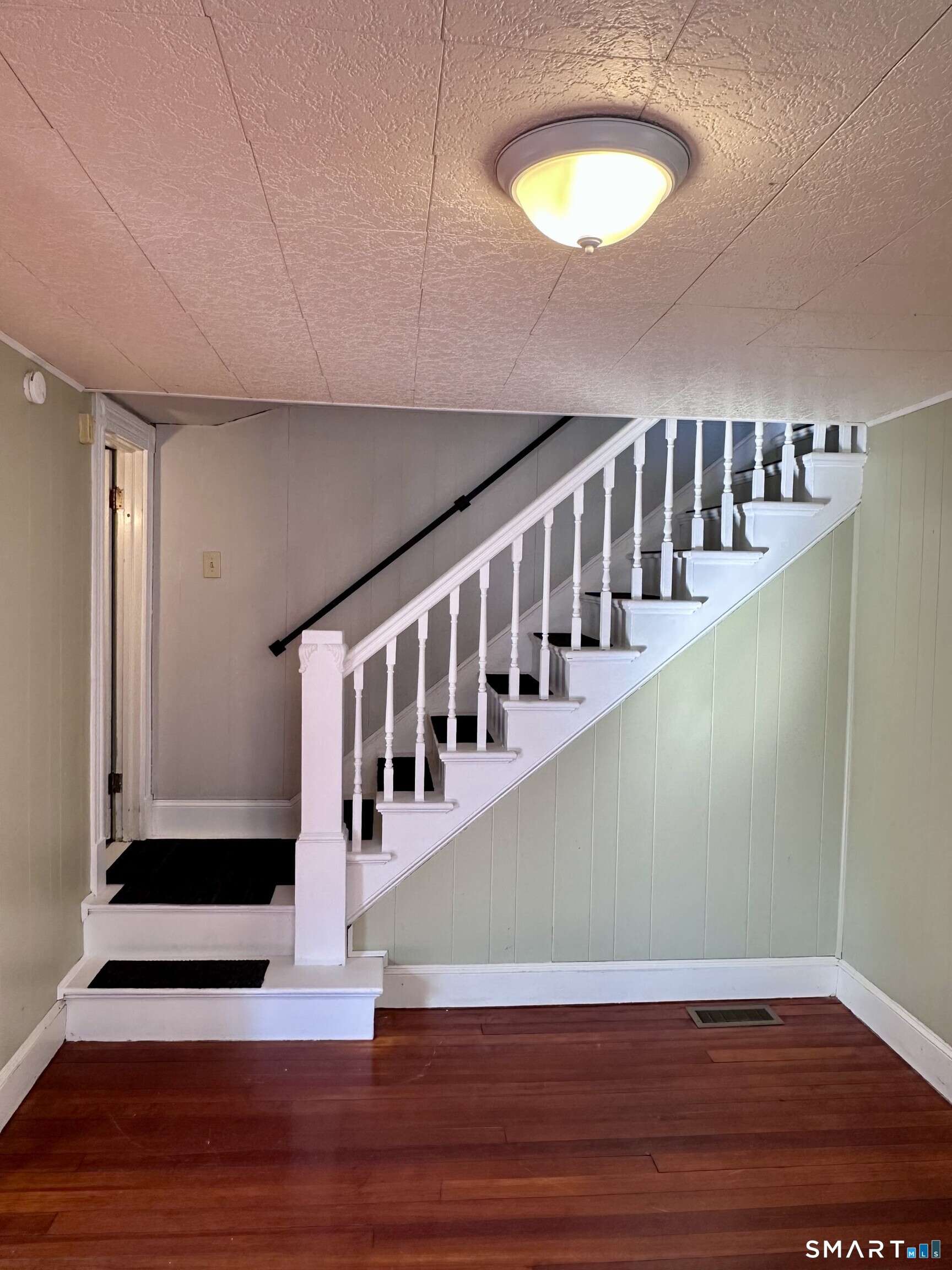 24 Dean Avenue East Windsor CT 06088