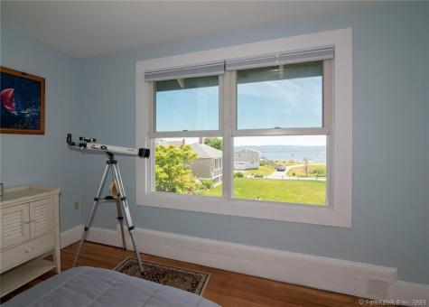 71 Noyes Avenue Stonington CT 06378