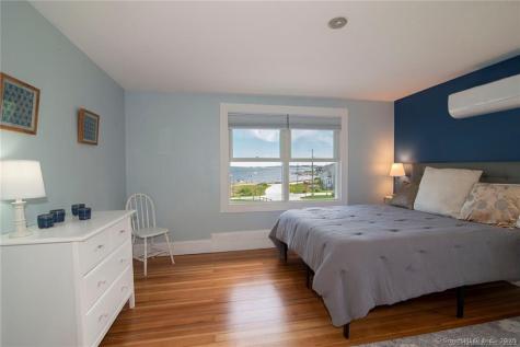 71 Noyes Avenue Stonington CT 06378