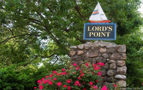 71 Noyes Avenue Stonington CT 06378