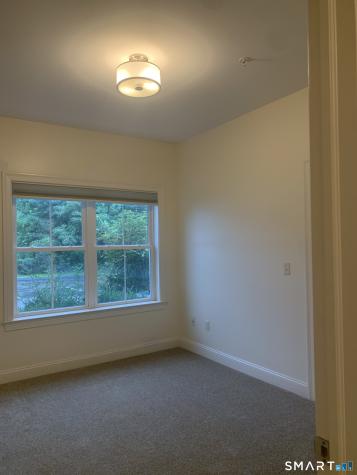 105 Edgewater Circle East Hampton CT 06424