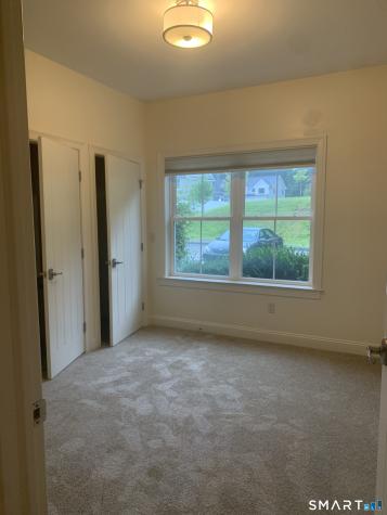 105 Edgewater Circle East Hampton CT 06424