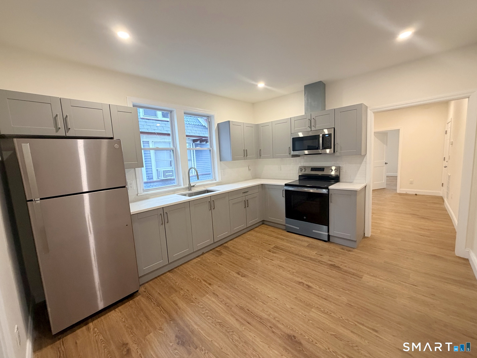 2937 Fairfield Avenue Bridgeport CT 06605