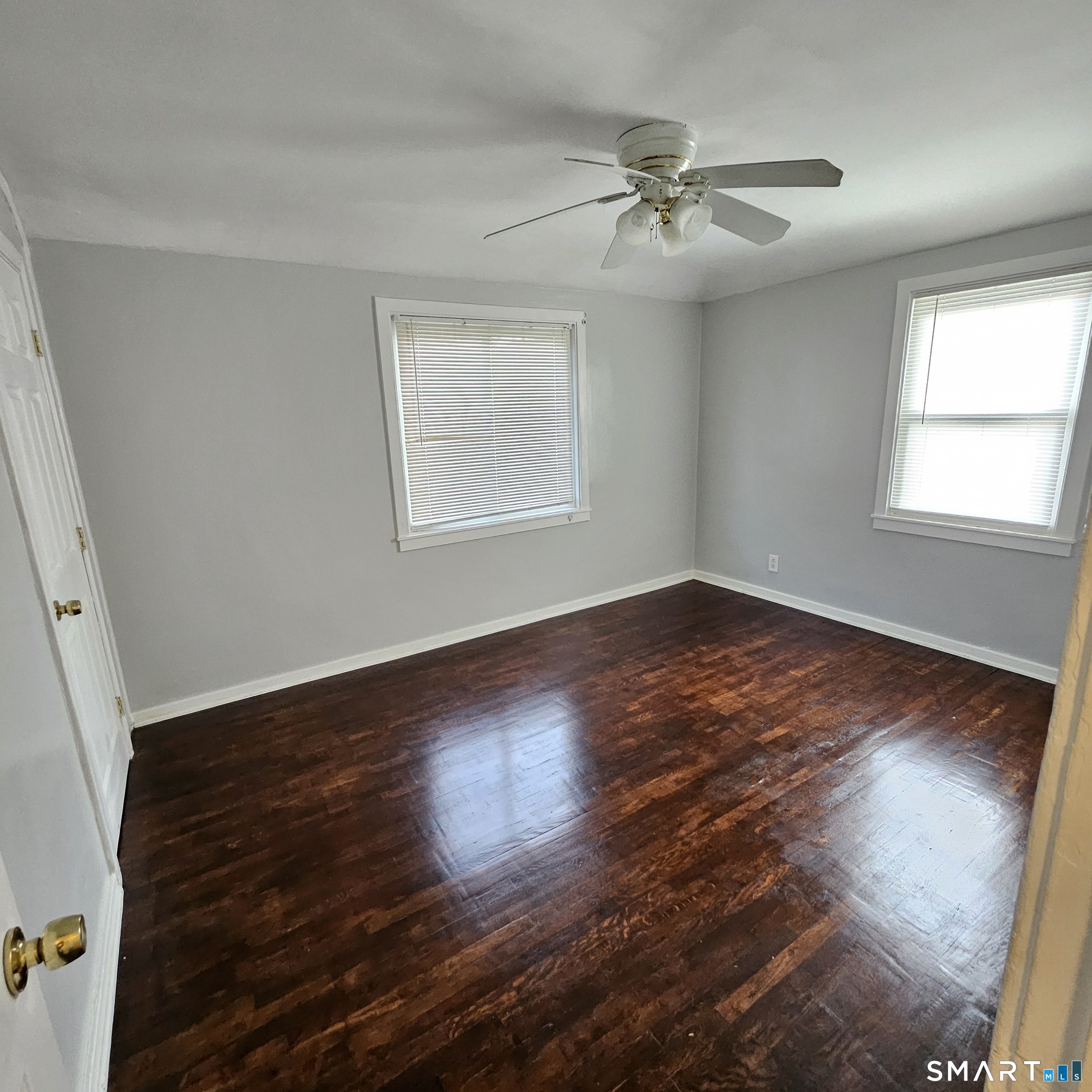 432 Pearl Harbor Street Bridgeport CT 06610