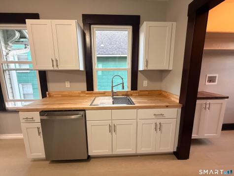 28 Perkins Street New Haven CT 06513