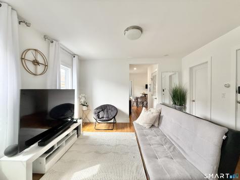 10 Linden Place Stamford CT 06902