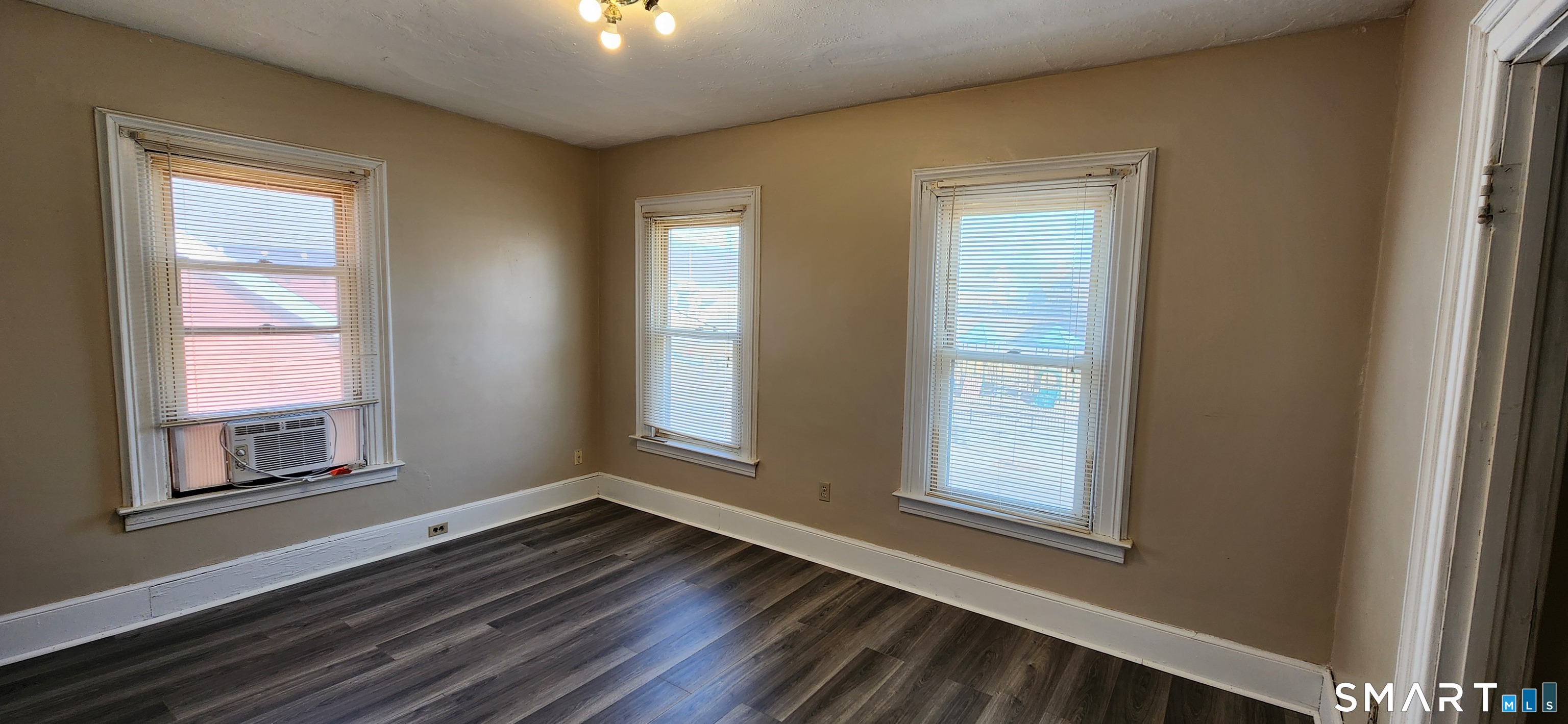 52 Davis Street New Haven CT 06515
