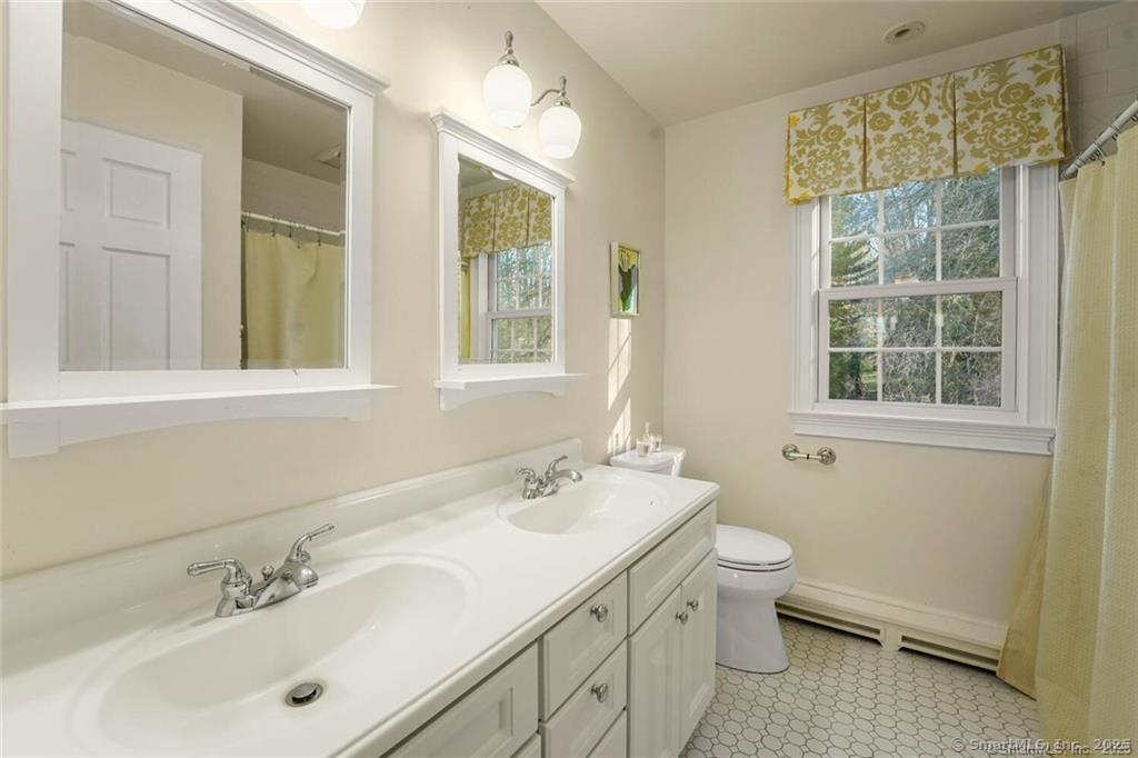 5 Holly Place Wilton CT 06897