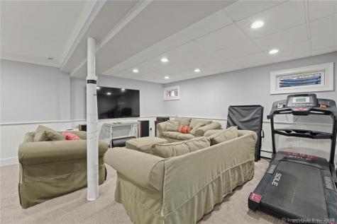 5 Holly Place Wilton CT 06897