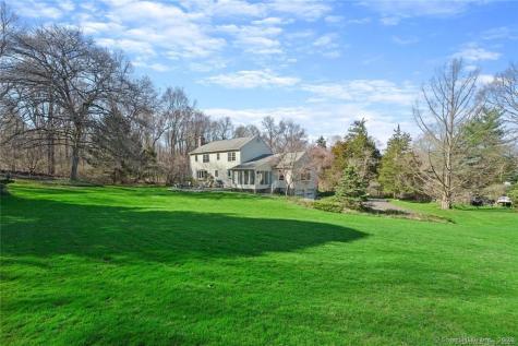 5 Holly Place Wilton CT 06897