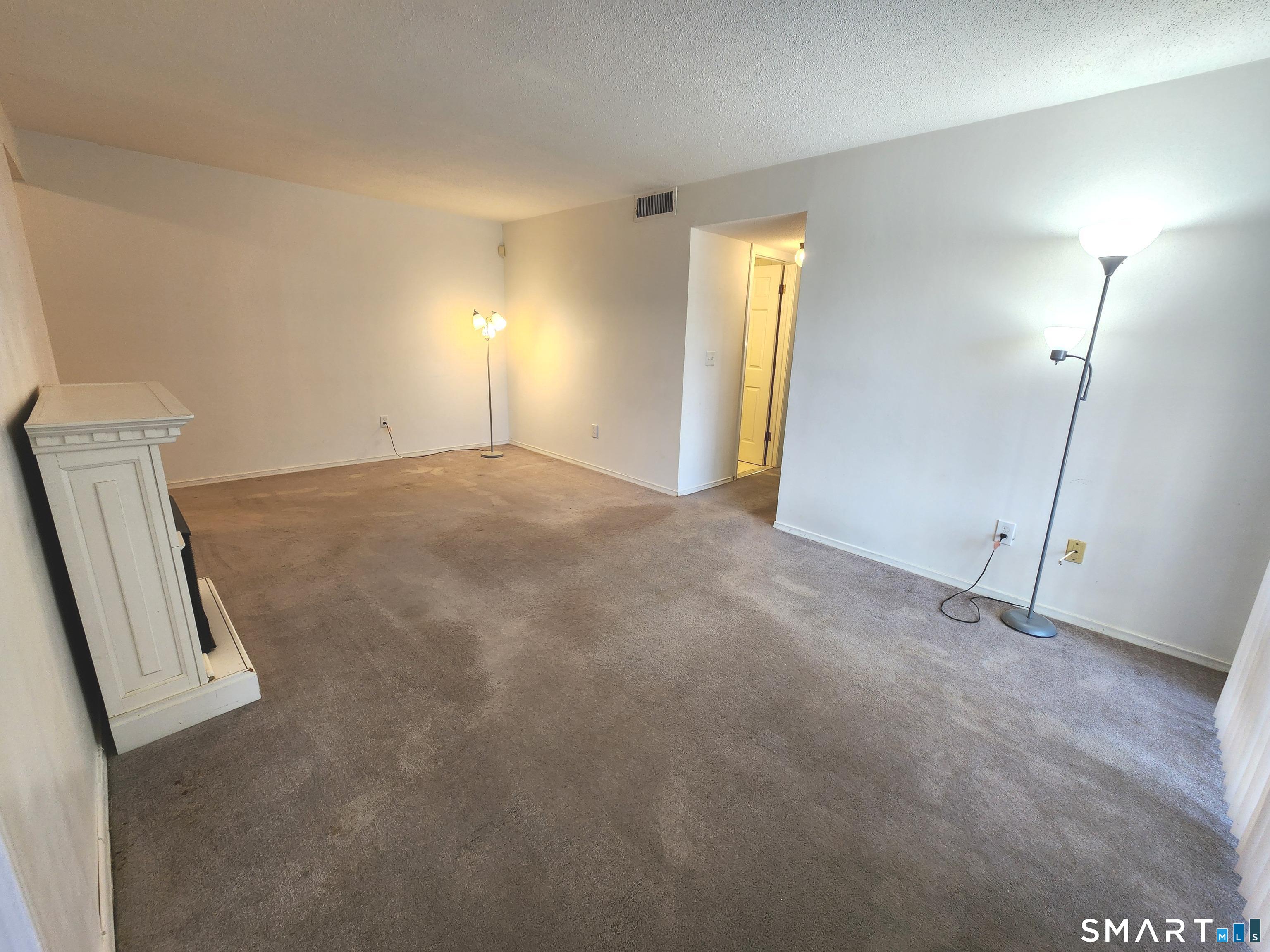 15 Woodsedge Drive Newington CT 06111