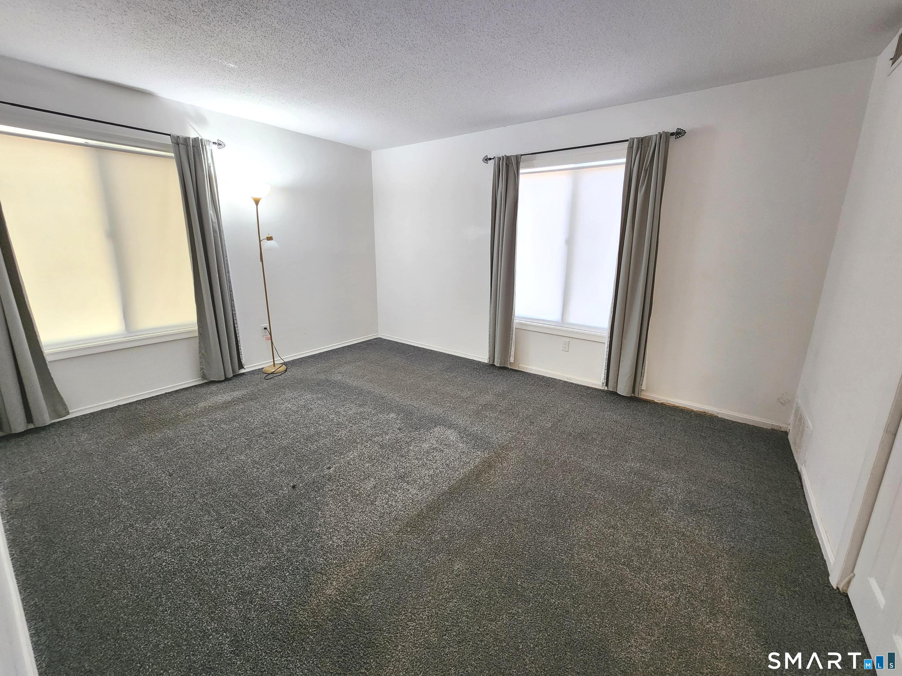 15 Woodsedge Drive Newington CT 06111