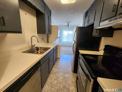 15 Woodsedge Drive Newington CT 06111