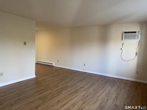 15 Lee Avenue Danbury CT 06810
