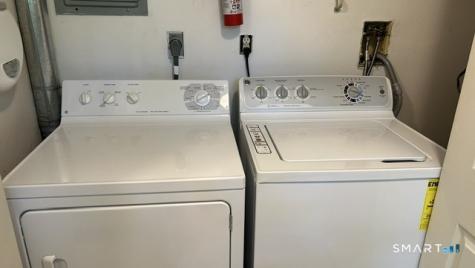 48 Quidnet Court Guilford CT 06437