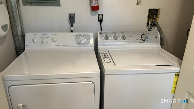 48 Quidnet Court Guilford CT 06437