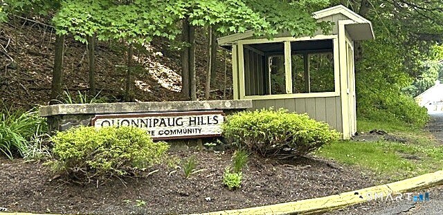 48 Quidnet Court Guilford CT 06437