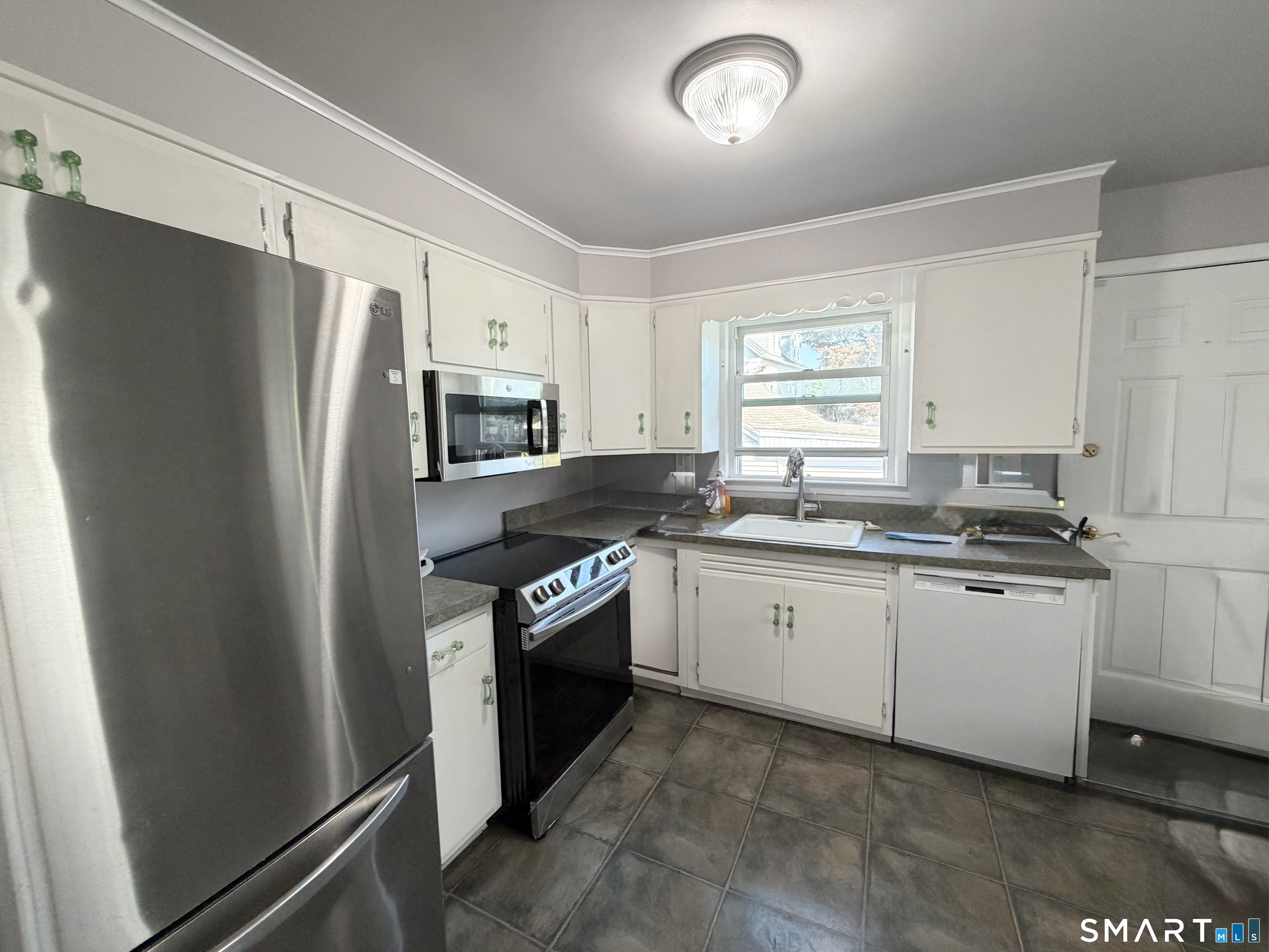 134 Albright Avenue Stratford CT 06614