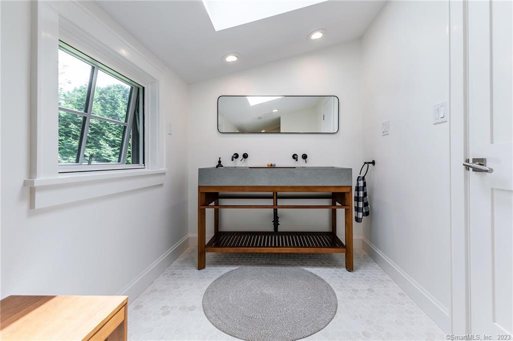 147 Wykeham Road Washington CT 06793