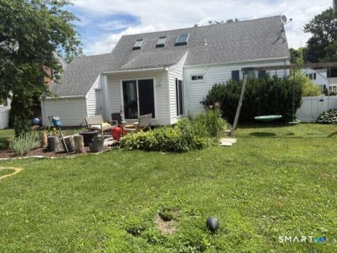 43 Farnham Road West Hartford CT 06119
