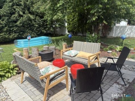 43 Farnham Road West Hartford CT 06119