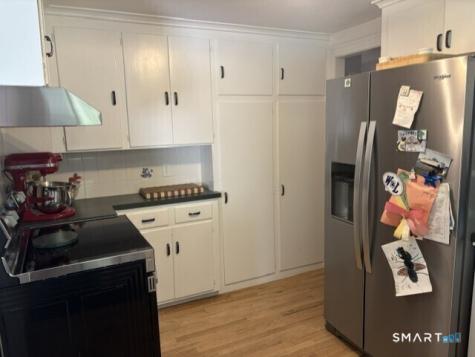 43 Farnham Road West Hartford CT 06119