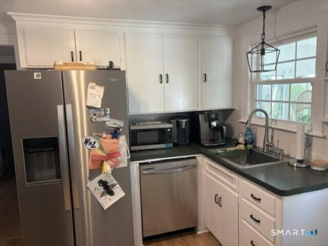 43 Farnham Road West Hartford CT 06119