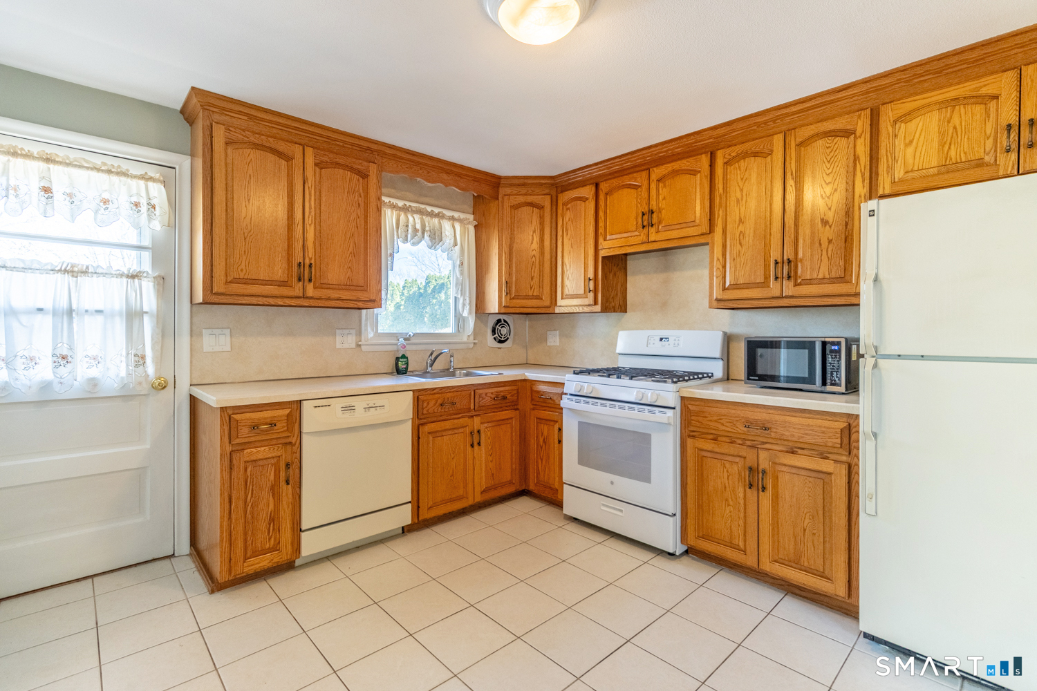 46 Turkey Hill Road Newington CT 06111