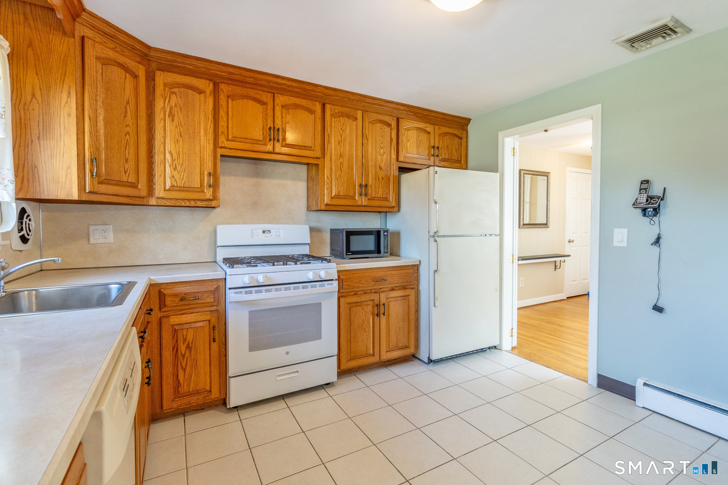 46 Turkey Hill Road Newington CT 06111