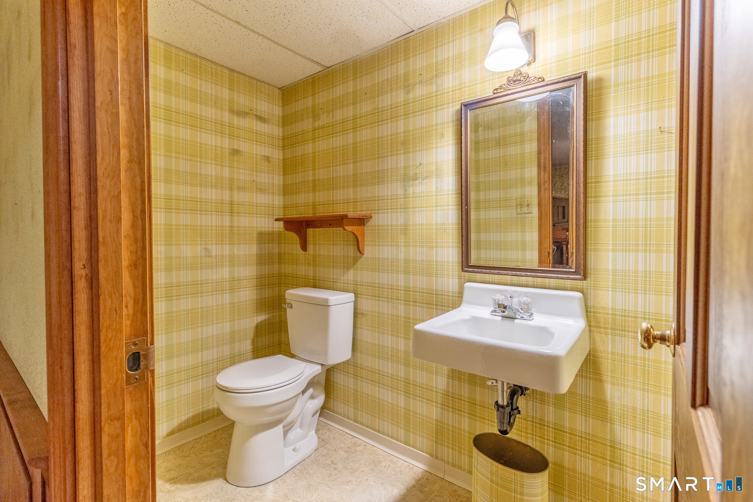 46 Turkey Hill Road Newington CT 06111