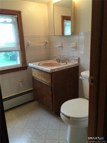 6 Silver Drive Middletown CT 06457