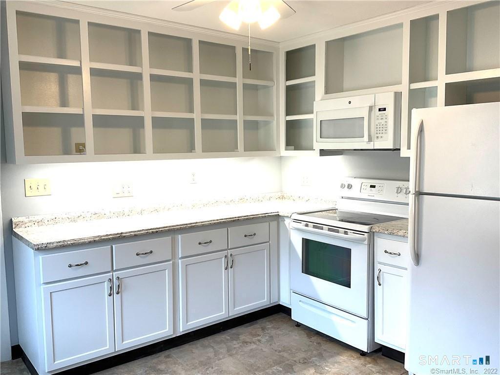 6 Silver Drive Middletown CT 06457