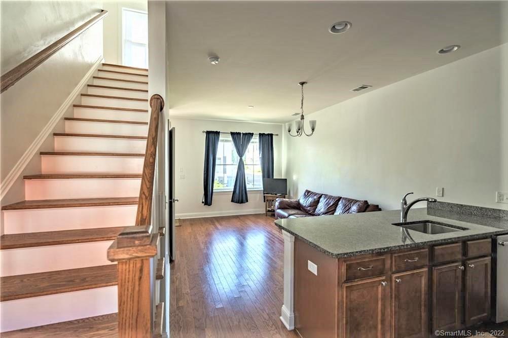12 Sherwood Street Mansfield CT 06250