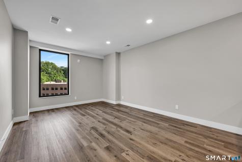 1 West Main Street Meriden CT 06451