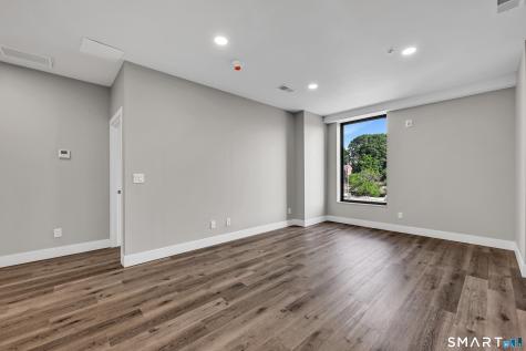 1 West Main Street Meriden CT 06451