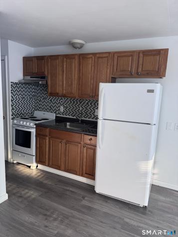 45 Olmsted Street East Hartford CT 06108